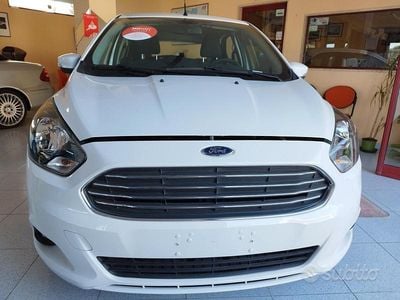 Usata Ford Ka Plus 71 CV (52 kW) 2018 Bianco Utilitaria