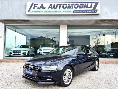 Usata Audi A4 Advanced Plus 150 CV (110 kW) 2014 Blu Station wagon