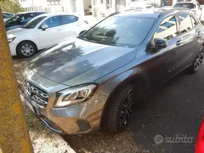Usata Mercedes GLA180 109 CV (80 kW) 2017 Other SUV