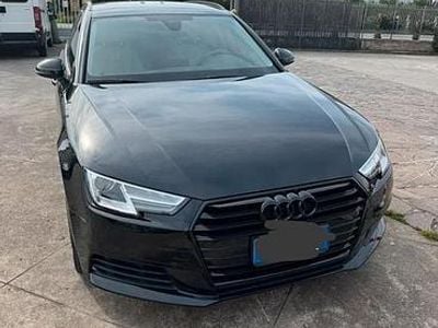 Usata Audi A4 150 CV (110 kW) 2017 Nero Station wagon
