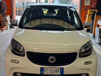 Usata Smart ForFour Passion 71 CV (52 kW) 2016 Bianco Utilitaria