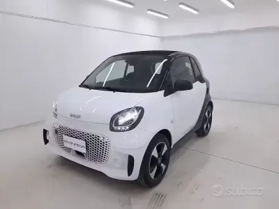 Usata Smart ForTwo Coupé Passion 41 kW (56 CV) 2022 Bianco Utilitaria