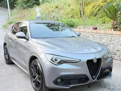 Usata Alfa Romeo Stelvio Veloce 209 CV (153 kW) 2020 Grigio SUV