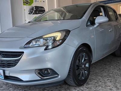 Używany Opel Corsa 90 KM (66 kW) 2017 Srebrny Hatchback