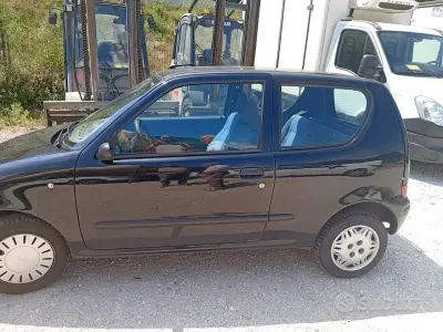Usata Fiat 600 54 CV (39 kW) 2002 Nero Utilitaria