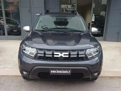 Usata Dacia Duster Expression 114 CV (83 kW) 2023 Grigio SUV