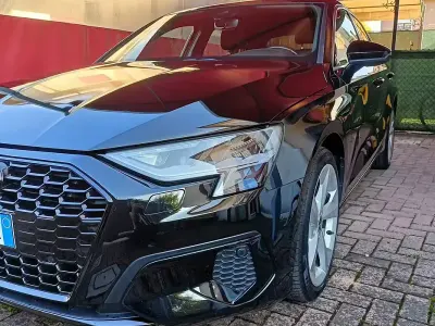 Usata Audi A3 Business 116 CV (85 kW) 2021 Nero Berlina