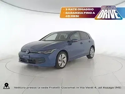 Usata VW Golf VIII Edition 150 CV (110 kW) 2025 Anemone blue metallizzato Berlina