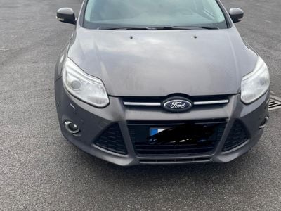 Usata Ford Focus 105 CV (77 kW) 2011 Grigio Berlina