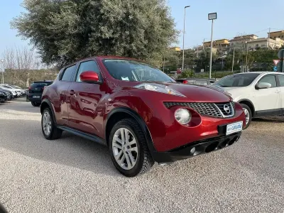 Używany Nissan Juke Tekna 110 KM (80 kW) 2012 Czerwony SUV