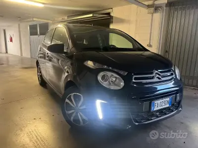 Usado Citroën C1 Shine 69 CV (50 kW) 2016 Negro Utilitario