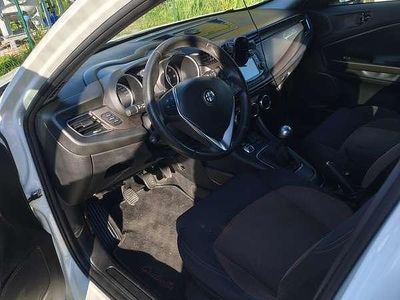Usata Alfa Romeo Giulietta Business 105 CV (77 kW) 2014 Utilitaria