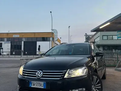 Usata VW Passat 150 CV (110 kW) 2014 Nero Station wagon