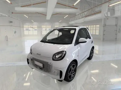 Usata Smart ForTwo Electric Drive Pulse 40 kW (55 CV) 2021 Bianco Cabrio