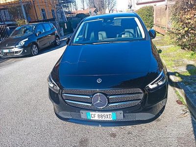Usata Mercedes B180 2021 Nero Utilitaria