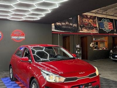 Usata Kia Rio Style 84 CV (61 kW) 2022 Rosso Berlina