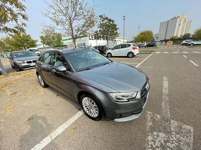 Usata Audi A3 Business 116 CV (85 kW) 2017 Grigio Berlina
