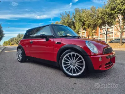 Usata Mini Cooper 90 CV (66 kW) 2007 Rosso Utilitaria
