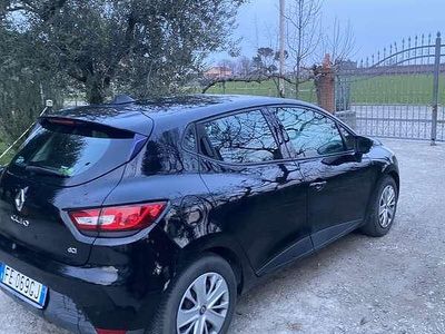 Usata Renault Clio IV Life 75 CV (55 kW) 2016 Nero Berlina