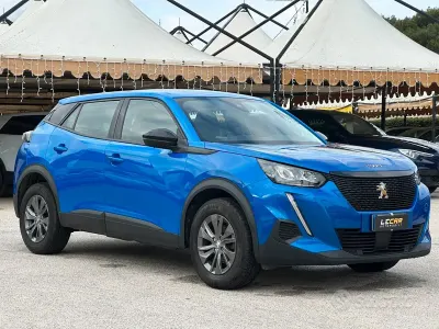 Usata Peugeot 2008 Active 101 CV (74 kW) 2022 Blu SUV