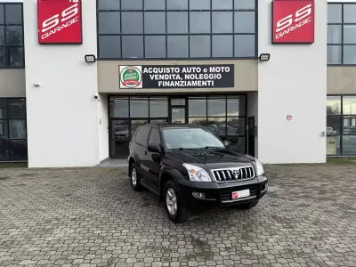 Usata Toyota Land Cruiser Executive 163 CV (119 kW) 2004 Nero SUV