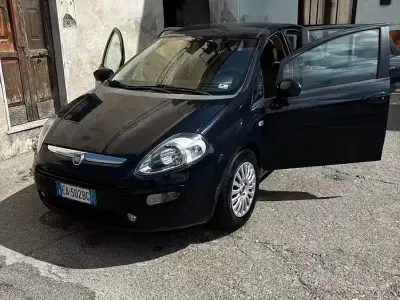 Usata Fiat Grande Punto 2010 Nero Utilitaria
