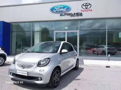 Usata Smart ForFour Passion 69 CV (50 kW) 2018 Argento Utilitaria