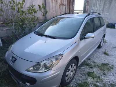 Usata Peugeot 307 90 CV (66 kW) 2005 Grigio Station wagon