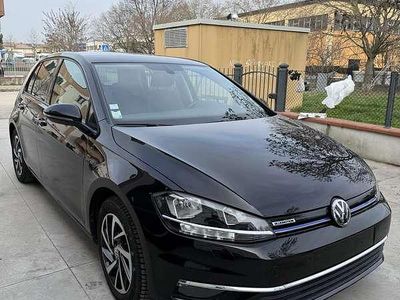 Usata VW Golf VII Executive 131 CV (96 kW) 2018 Berlina