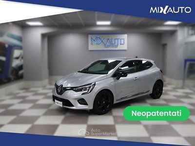 Usata Renault Clio V Techno 91 CV (66 kW) 2023 Argento Berlina