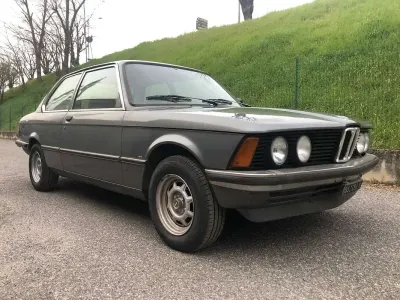 Usata BMW 320 122 CV (89 kW) 1982 Grigio