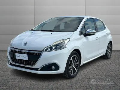 Usata Peugeot 208 Allure 110 CV (80 kW) 2016 Bianco Utilitaria