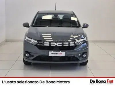 Usata Dacia Sandero Comfort 92 CV (67 kW) 2023 Grigio Utilitaria