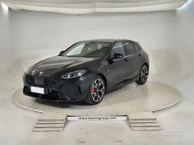 Usata BMW 120 Performance 163 CV (119 kW) 2025 Nero Utilitaria