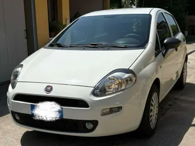 Usata Fiat Punto Street 69 CV (50 kW) 2017 Bianco Utilitaria