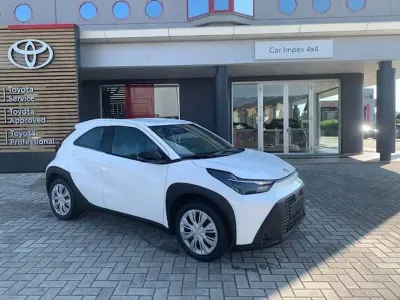 Nuova Toyota Aygo X 116 CV (85 kW) 2026 Bianco SUV