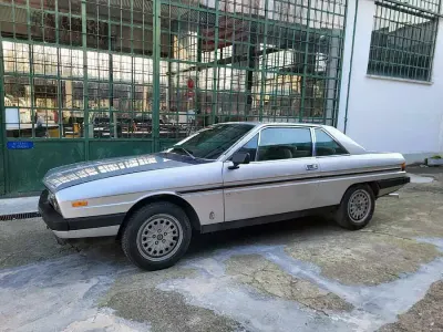 Usata Lancia 2000 120 CV (88 kW) 1979 Argento Coupé