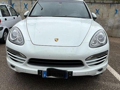 Usata Porsche Cayenne 2012 Bianco SUV