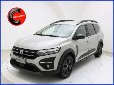 Usata Dacia Jogger Extreme 101 CV (74 kW) 2022 Argento Monovolume