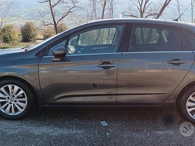 Begagnad Citroën C4 112 HK (82 kW) 2011 Grå Sedan