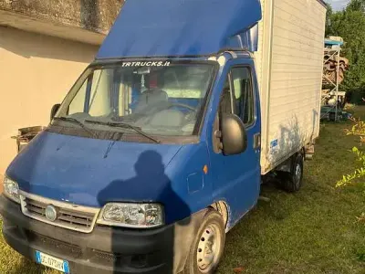 Usata Fiat Ducato 128 CV (94 kW) 2006 Blu/azzurro Furgone