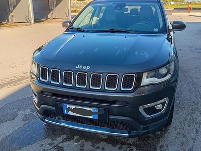 Usata Jeep Compass 120 CV (88 kW) 2019 Grigio SUV
