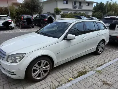 Usata Mercedes C220 170 CV (125 kW) 2010 Bianco Station wagon