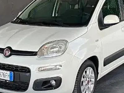 Usata Fiat Panda Lounge 69 CV (50 kW) 2019 Grigio scuro Utilitaria