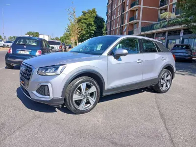 Usata Audi Q2 Ambiente 110 CV (80 kW) 2022 Argento SUV