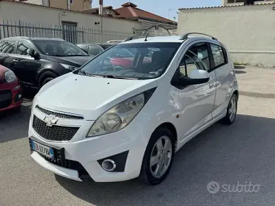 Usata Chevrolet Spark LT 82 CV (60 kW) 2010 Bianco Utilitaria