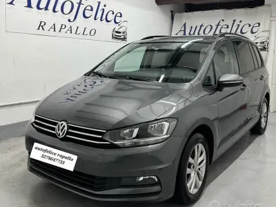 Usata VW Touran Executive 115 CV (84 kW) 2019 Grigio Monovolume