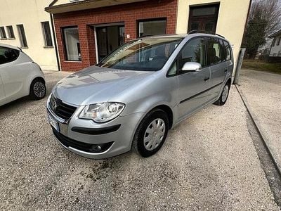 Usata VW Touran 105 CV (77 kW) 2009 Grigio Monovolume