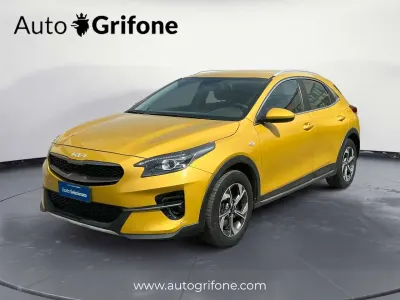 Usata Kia XCeed Urban 120 CV (88 kW) 2021 Giallo SUV