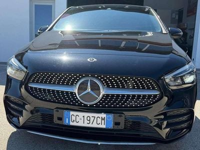 Usata Mercedes B180 Premium Plus 116 CV (85 kW) 2019 Nero Monovolume